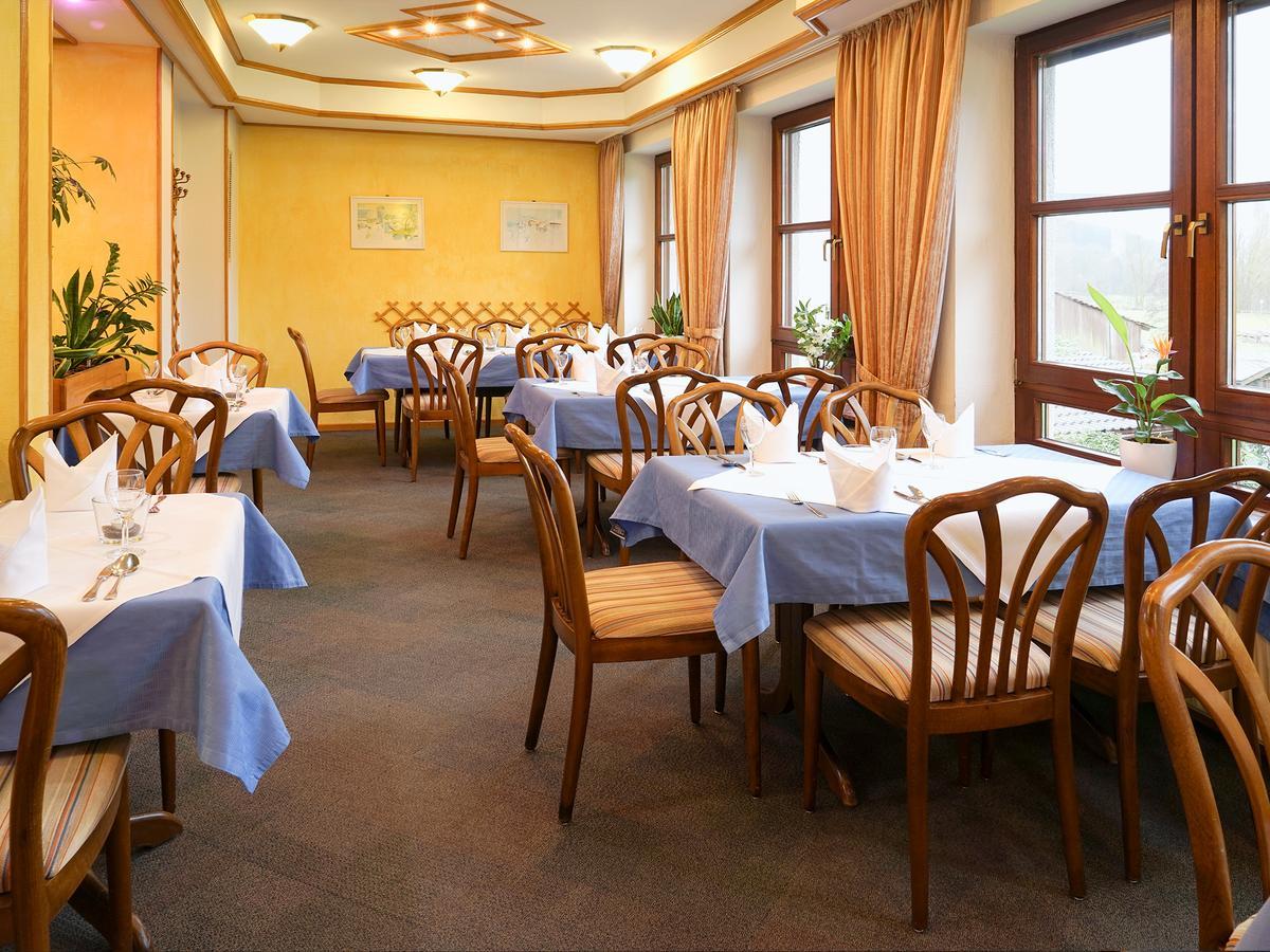 Hotel Gasthof Zum Biber Motten Exterior foto